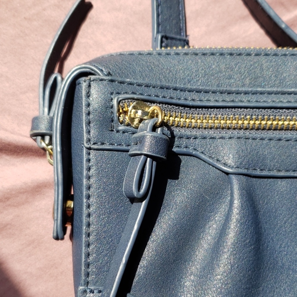 Blue Oasis Crossbody (Xbody) purse/bag - Picture 2 of 8